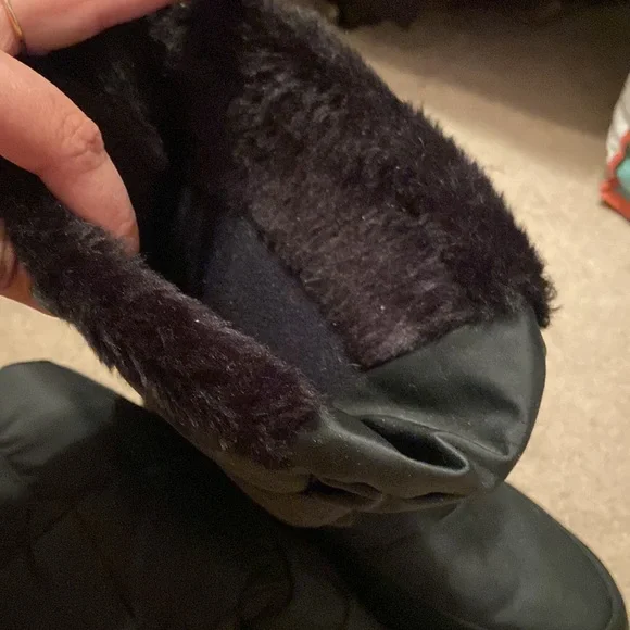 Snow Boots Size 10 💗 - Picture 3 of 7